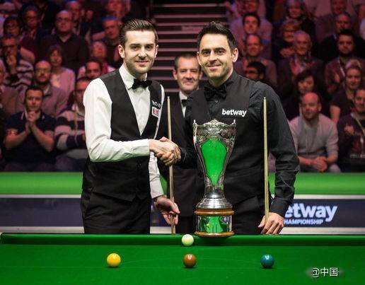 保持状态并 保持状态并