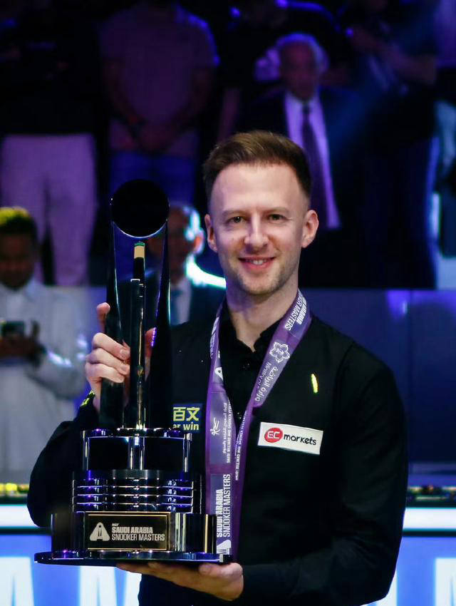 深圳队面对 深圳队面对