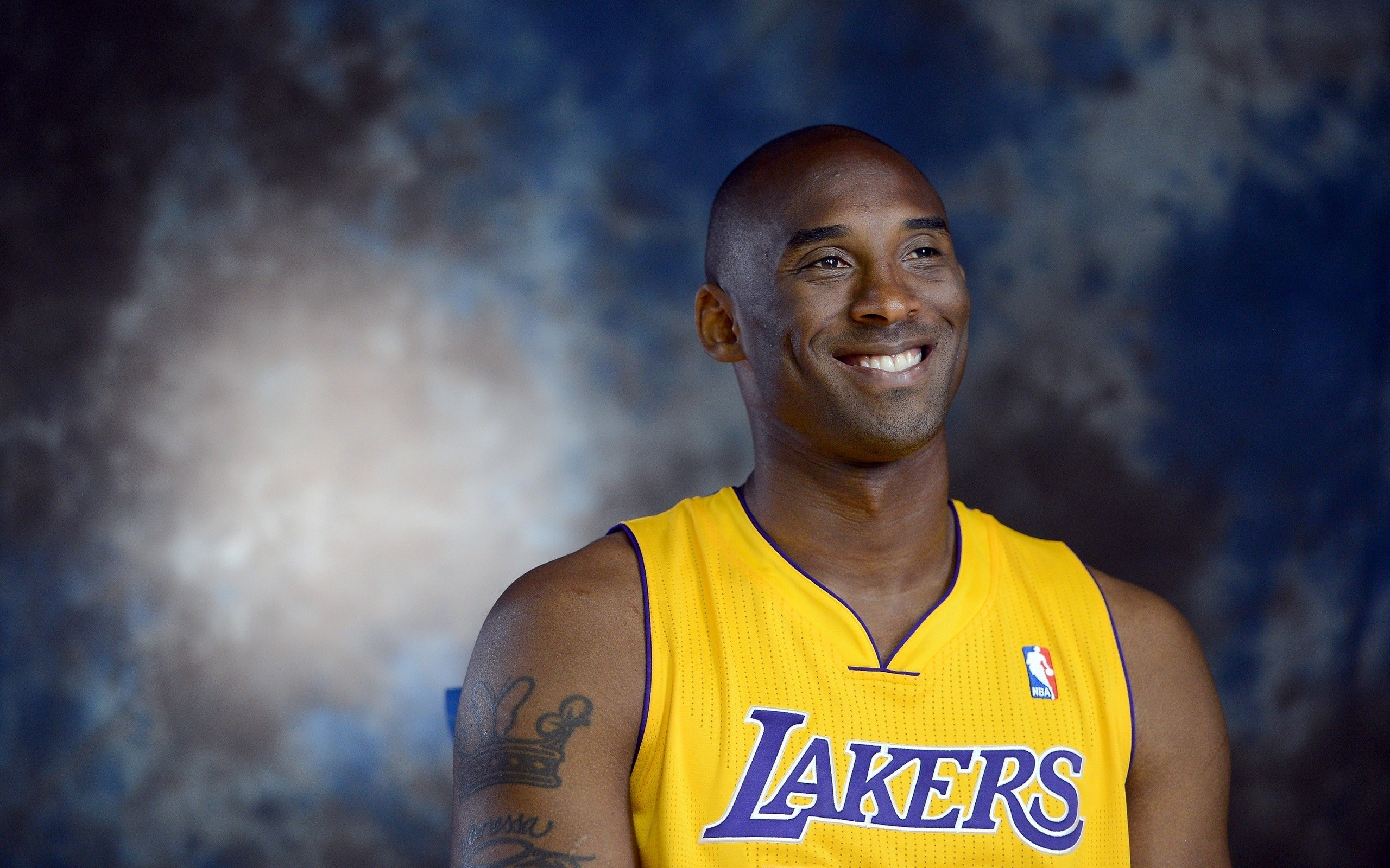 媒体虚假信 媒体虚假信