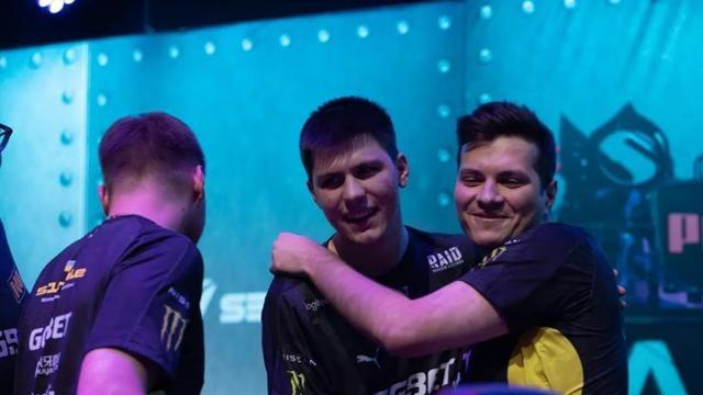 为球迷与从 为球迷与从